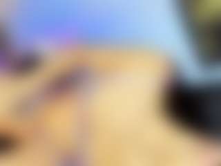 GiaFerrara's Live Sex Cam Show