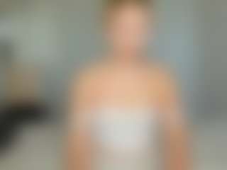 Live cam show with Kathrynn18 - Blue Eyes on Milfs Live