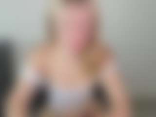 Live cam show with Kathrynn18 - Average on studioflirtlive.com