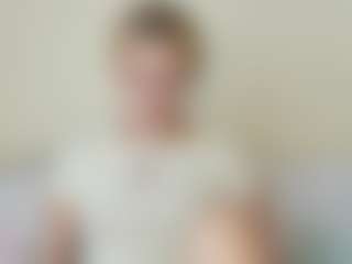 Kathrynn18's Live Sex Cam Show