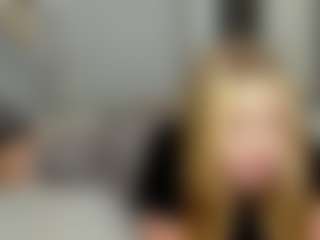 Live cam show with Kathrynn18 - Striptease on Camsoda