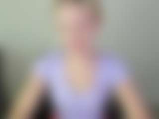 Kathrynn18's Live Sex Cam Show