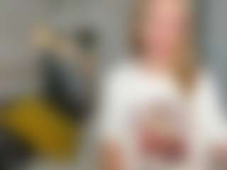 Kathrynn18's Live Sex Cam Show