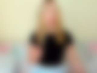 Kathrynn18's Live Sex Cam Show