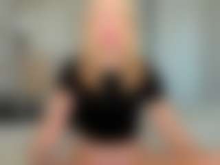 Kathrynn18's Live Sex Cam Show