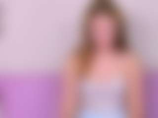 Kathrynn18's Live Sex Cam Show