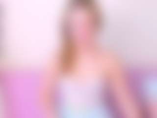 Kathrynn18's Live Sex Cam Show