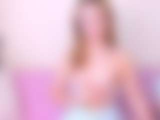 Kathrynn18's Live Sex Cam Show