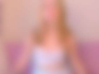 Live cam show with Kathrynn18 - Blonde Hair Petite on Latina Girls