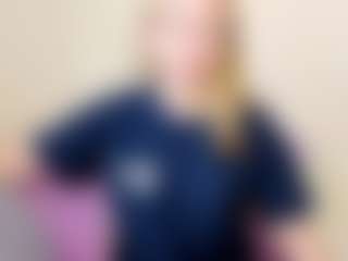Kathrynn18's Live Sex Cam Show