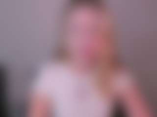 Kathrynn18's Live Sex Cam Show