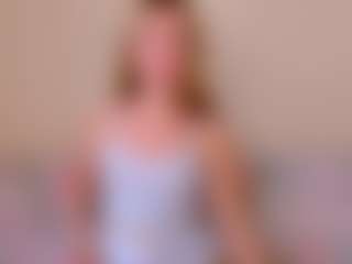 Kathrynn18's Live Sex Cam Show