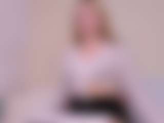 Kathrynn18's Live Sex Cam Show