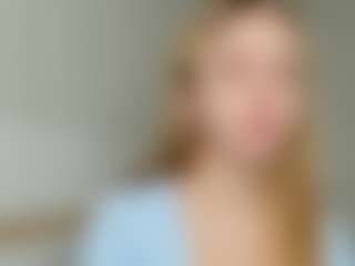 Kathrynn18's Live Sex Cam Show