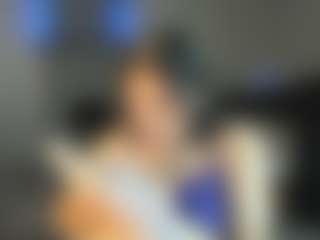 Live cam show with KattyRee18 - Blue Eyes on CamwithHer