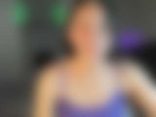 Live cam show with KattyRee18 - Blue Eyes on TeamSkeetLive