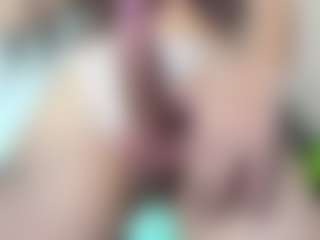 Chloeygreey's Live Sex Cam Show