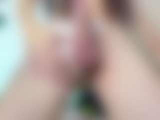 Chloeygreey's Live Sex Cam Show