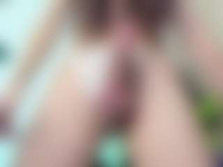 Chloeygreey's Live Sex Cam Show
