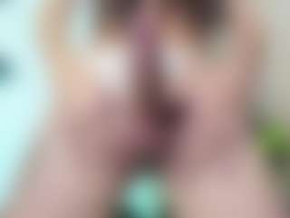 Chloeygreey's Live Sex Cam Show