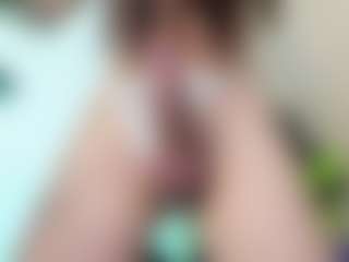 Chloeygreey's Live Sex Cam Show