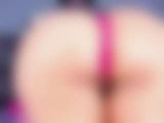 Live cam show with DulceAurora1 - Drinking on Camsoda
