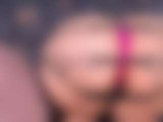 Live cam show with DulceAurora1 - Petite on Camsoda
