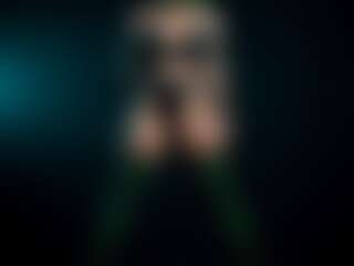 GigaBitch's Live Sex Cam Show
