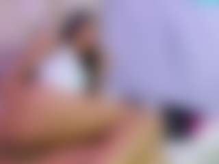 Live cam show with Kendal77 - Lean on Camsoda