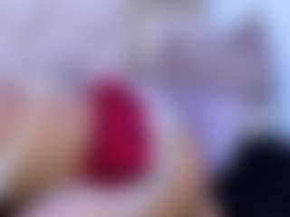 Live cam show with Kendal77 - Nipple Play on Camsoda
