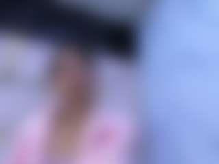 Live cam show with Kendal77 - Smoker on Fit Hotties
