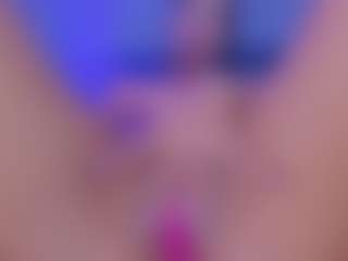 aisha-h's Live Sex Cam Show