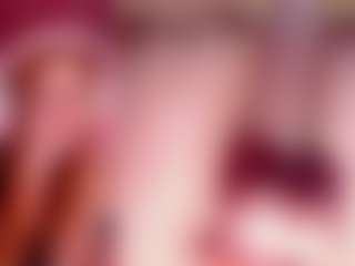 Live cam show with BellyRouse - Normal on Camsoda