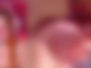 Live cam show with BellyRouse - Normal on Camsoda