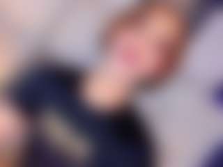 Live cam show with Barbie-Michel - Cumshot on livesuperchat.net