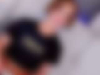 Live cam show with Barbie-Michel - Cumshot on LiveSexCams6