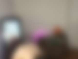 Live cam show with BonfireBonnie - Pink on MyBangCams