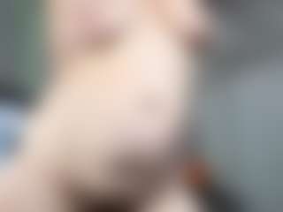 Live cam show with BonfireBonnie - Bush on Soda Cam