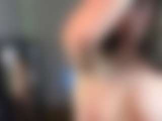 Live cam show with BonfireBonnie - Bush on Lustler