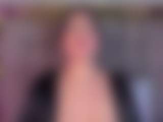 Live cam show with Candysvictoria - Body Massage on Camiplay Live