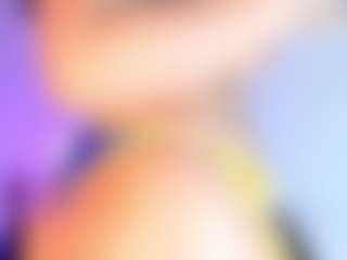 Live cam show with Candysvictoria - Shaved on TottyGirls
