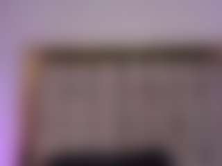 Live cam show with Candysvictoria - Twerking on crypto-cams