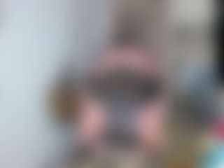 Charlotbelucci's Live Sex Cam Show