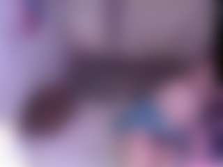 Charlotbelucci's Live Sex Cam Show