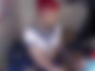 Charlotbelucci's Live Sex Cam Show