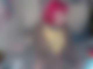 Live cam show with Charlotbelucci - Gray Eyes on wildcum.com