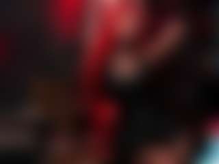 Charlotbelucci's Live Sex Cam Show