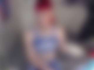 Live cam show with Charlotbelucci - Gray Eyes on https://playwithruby.com