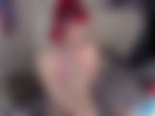 Charlotbelucci's Live Sex Cam Show