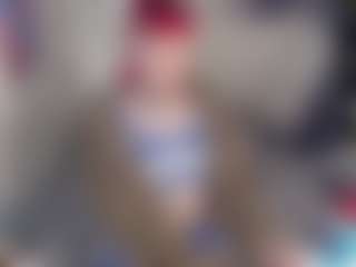Charlotbelucci's Live Sex Cam Show